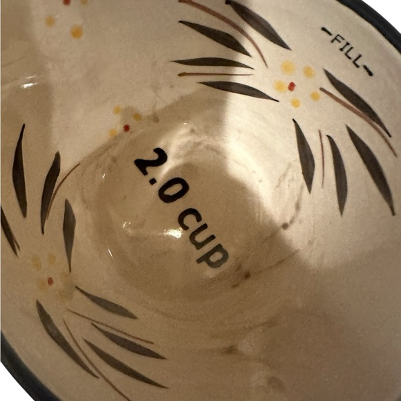 Temptations old world nesting measuring cups. Set of 5. - Picture 3 of 7